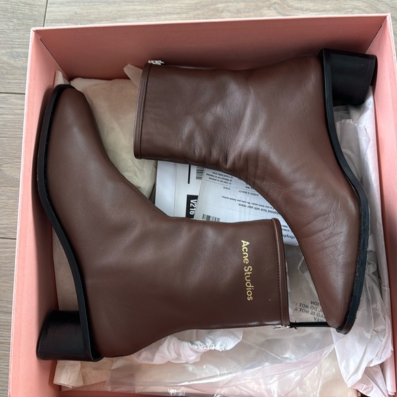 Acne Bertine Boots - Picture 1 of 5